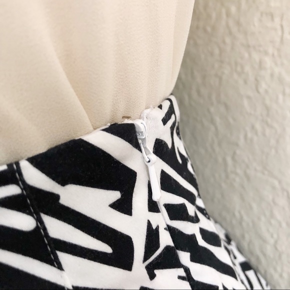 Black and White Skirt - Picture 3 of 3